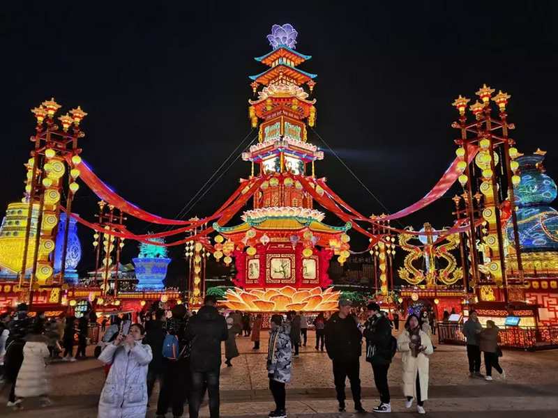 自贡花灯公司谈春节花灯制作的工艺区别